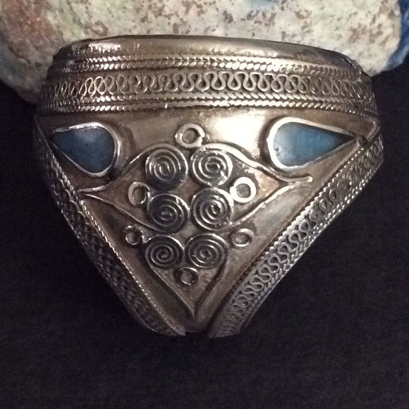 Sterling Silver Ring .